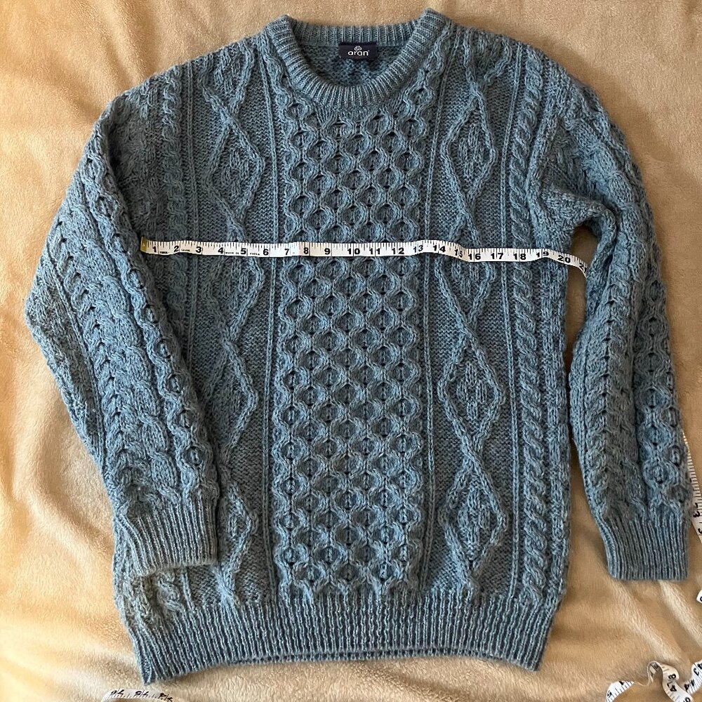 Women's Large Traditional Crew Neck Aran Sweater, Beautiful Sea Foam Blue